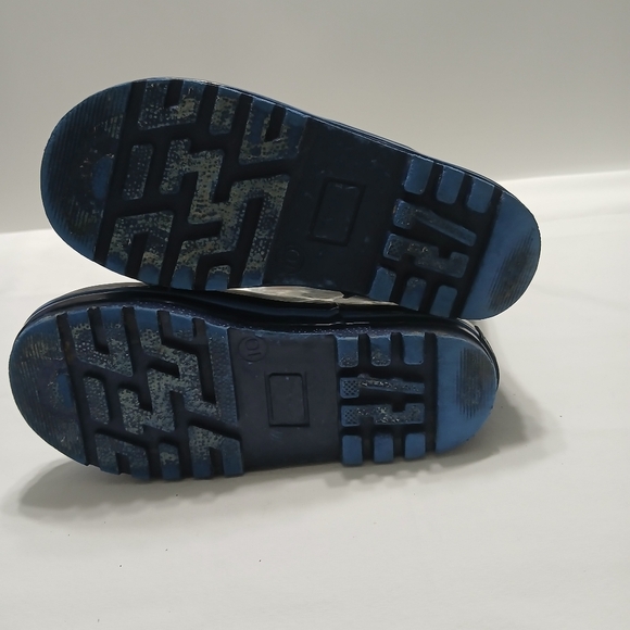 Kids Dinosaur Rain Boots - Blue and Green - Picture 7 of 10